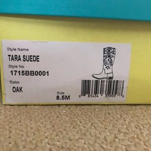 Jack Rogers Tan Suede Books 8.5